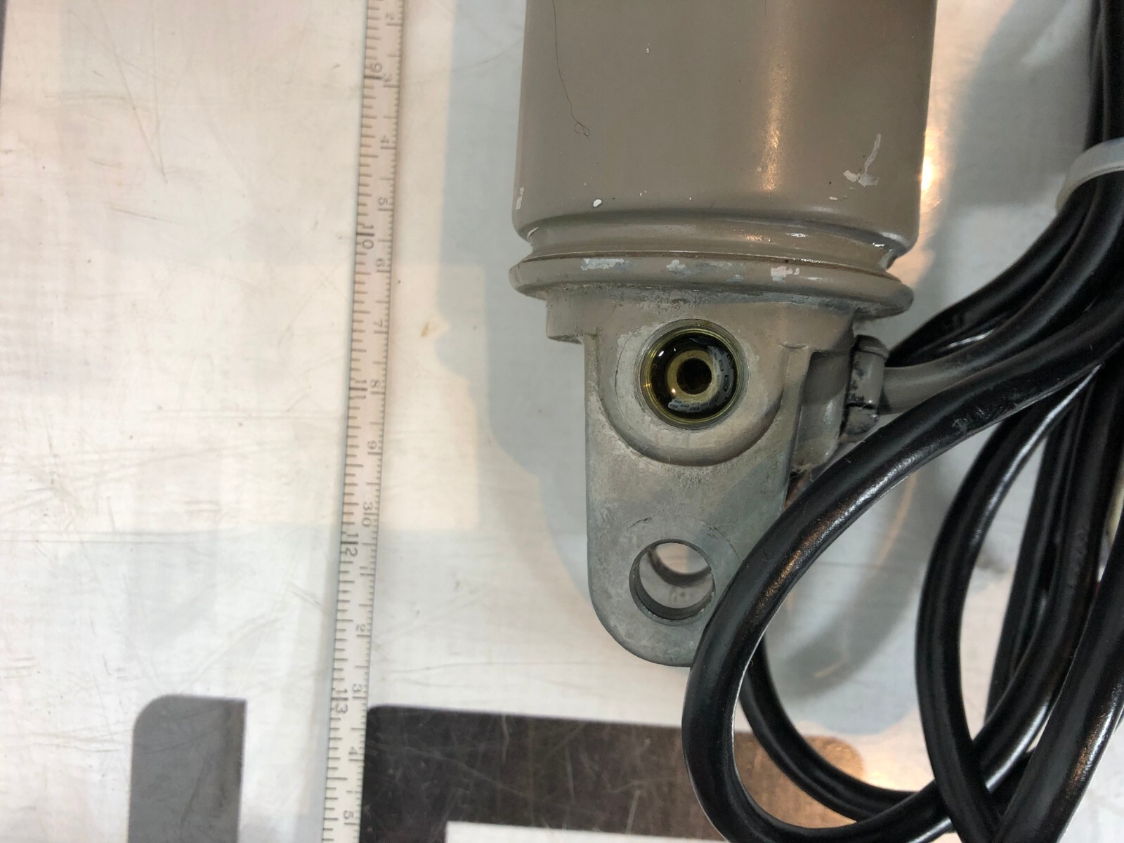 Used Midmark 119 Ritter Evolution 75 Back Foot Chair Cylinder OEM #002-0003-00 MIC065