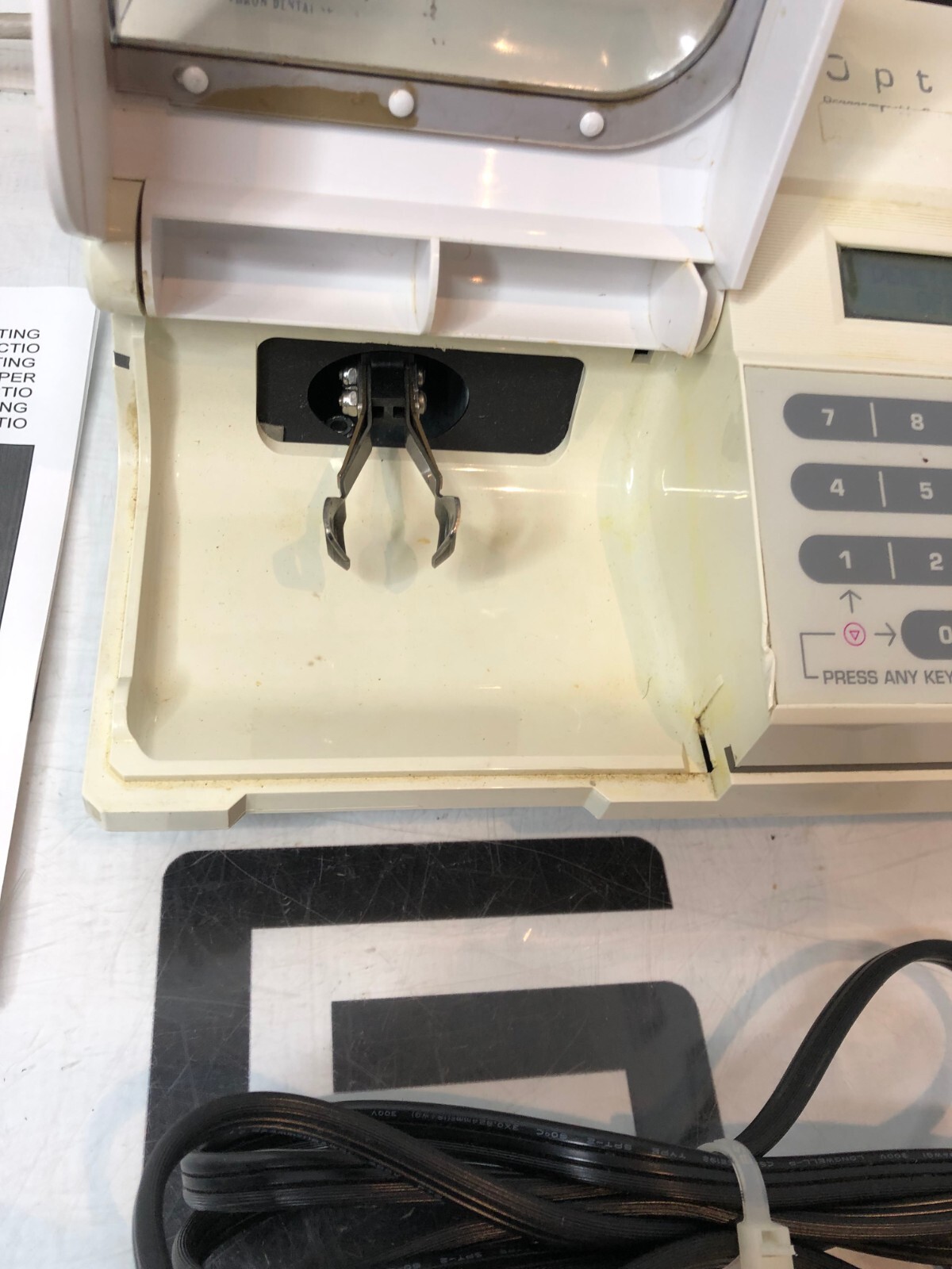 Used SDS KERR Model 100 OptiMix Amalgamator Demetron Dental Digital Mixing System