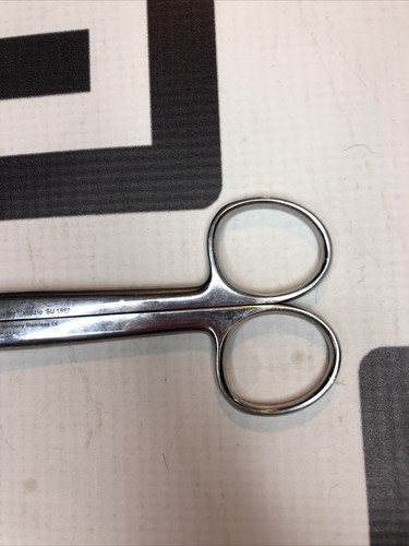 Used V. Mueller XRDZ10 SU1860 Scissors 30 Day Warranty  SU 1860