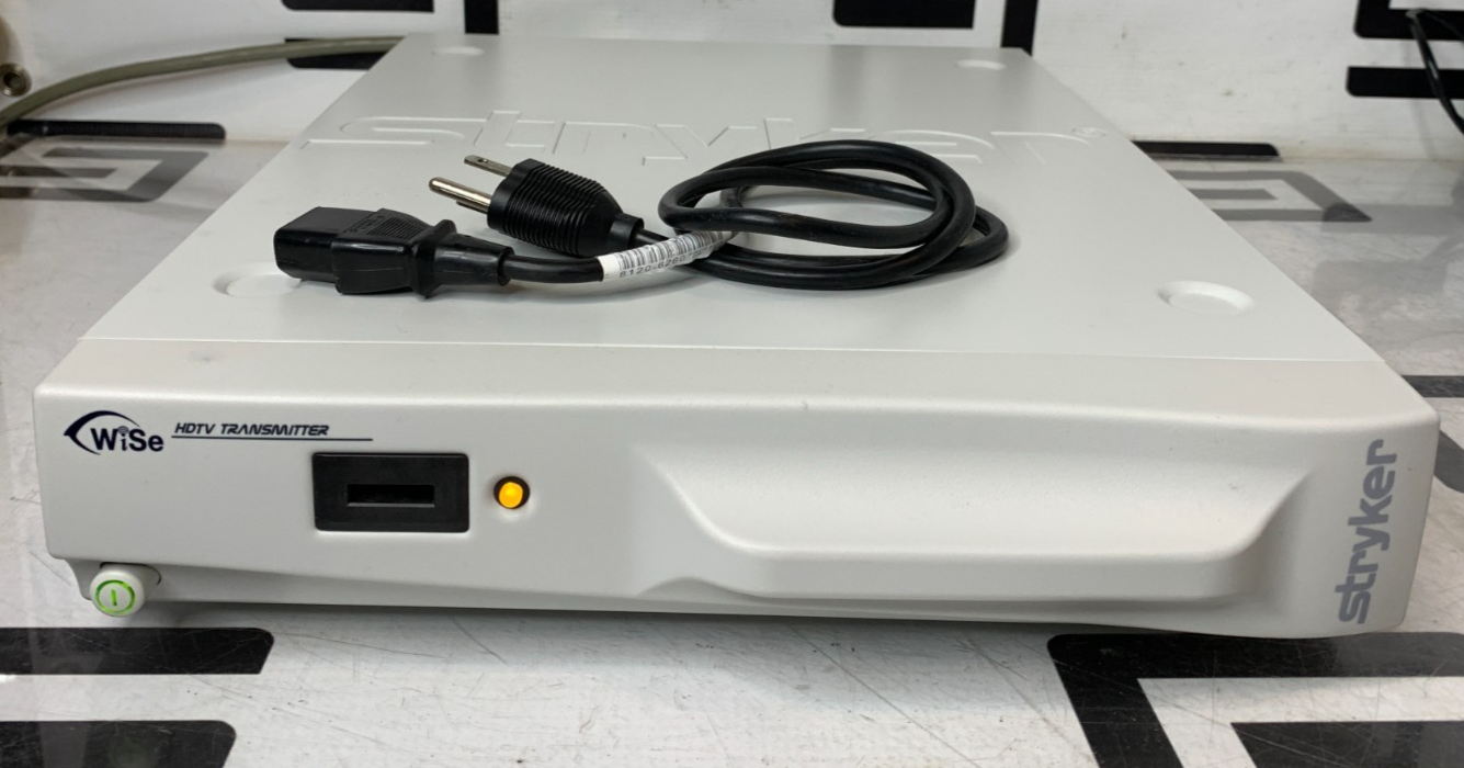 Used STRYKER 240-031-010 SYNK WIRELESS TRANSMITTER NO BLUE TOKEN KEY 240-030-974