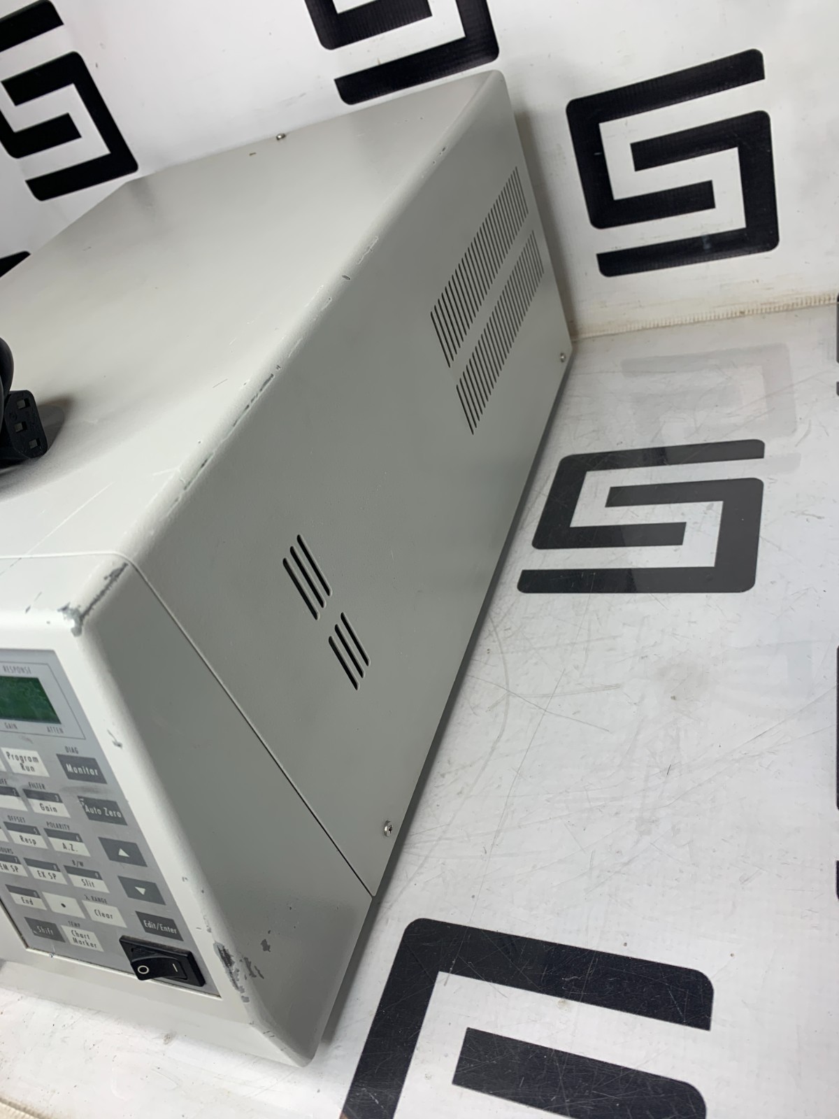 Used Waters 474 Scanning Fluorescence Lab Detector HPLC Chromatography 1.9 Lamp Hours