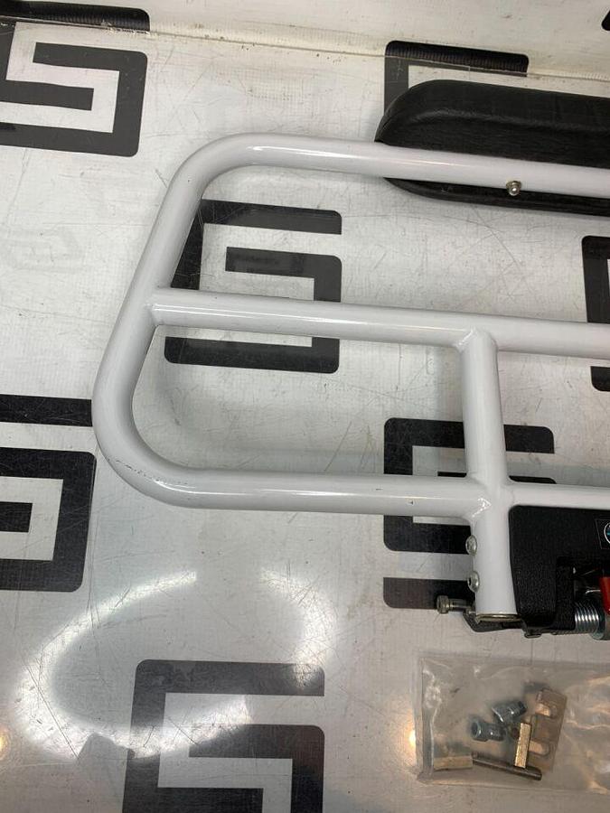 Used Right Side Rail Hinge & Latch Assembly