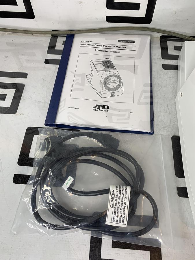 Used A&D TM-2657P Multi-User Blood Pressure Monitor AND TM2657P TESTED WARRANTY