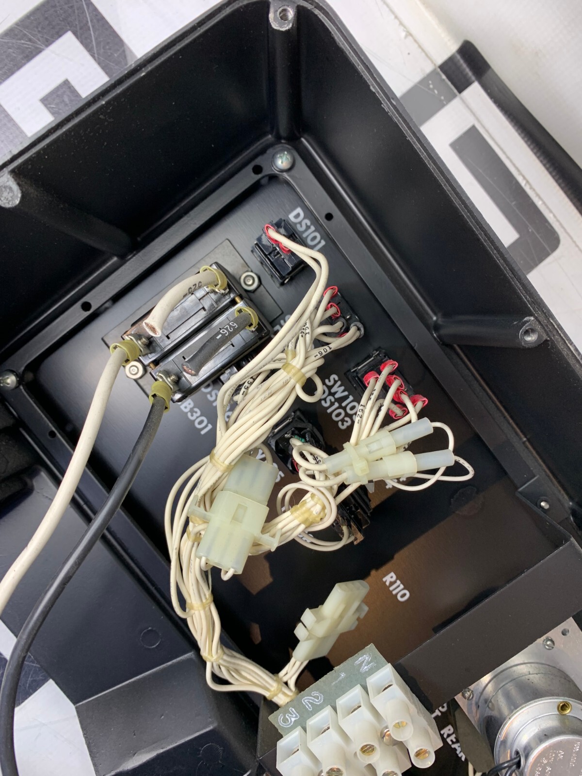 Used SORVALL 74040 FRONT CONSOLE PANEL ASSY HOUSING FOR RC-5B SUPERSPEED CENTRIFUGE