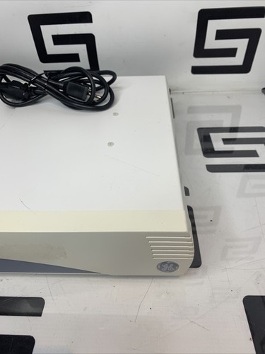 Used GE MEDICAL SYSTEMS SOLAR 8000I PATIENT MONITOR CONSOLE 2025738-002 W/ POWER CORD