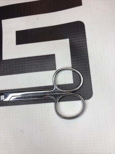 Used V. Mueller SU1703 B20XMR Scissors 30 Day Warranty SU 1703