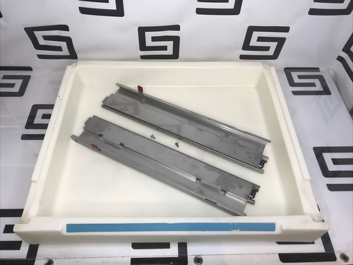 Used Metro LifeLine Emergency Crash Cart Model LEC51 Top Drawer 4in. With Tracks