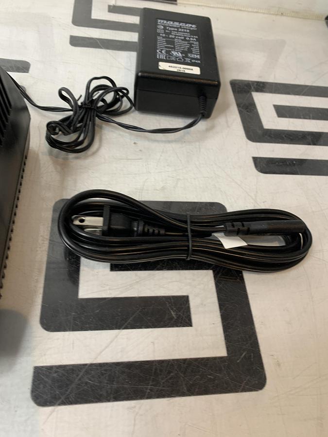 Used Smith & Nephew Spider2 Battery Wall Charger Adaptor w/ Mascot 2215 Charger