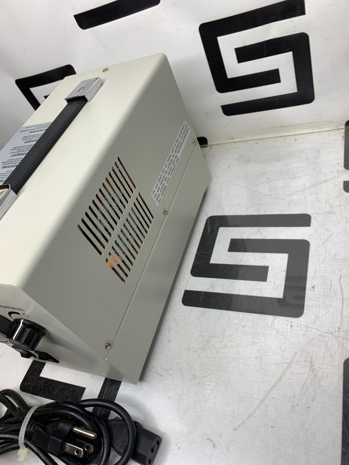 Used Pentax LH-150PC Light Source With Integrated Air Pump Halogen W/ Power Cord