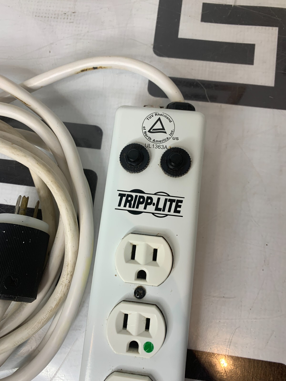 Used TRIPP LITE Hospital-Grade Power Strip 6 OUTLET PS-615-HG-OEM 15' Cord PS615HGOEM