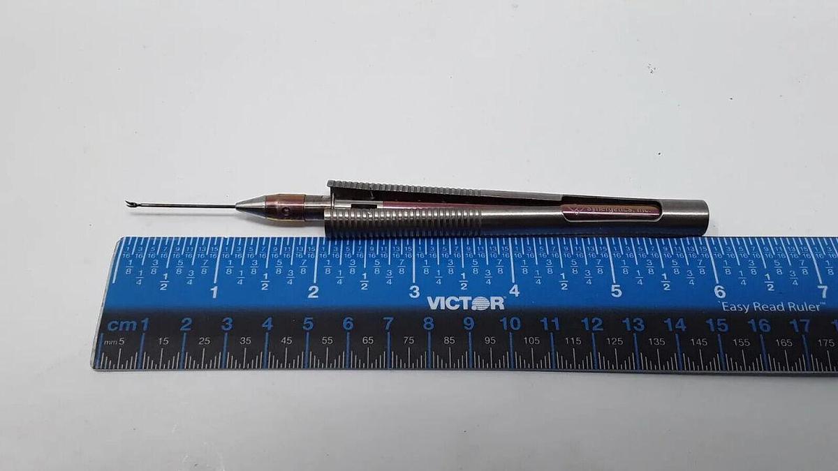 Used Horizontal Scissor Medium Curved 20ga