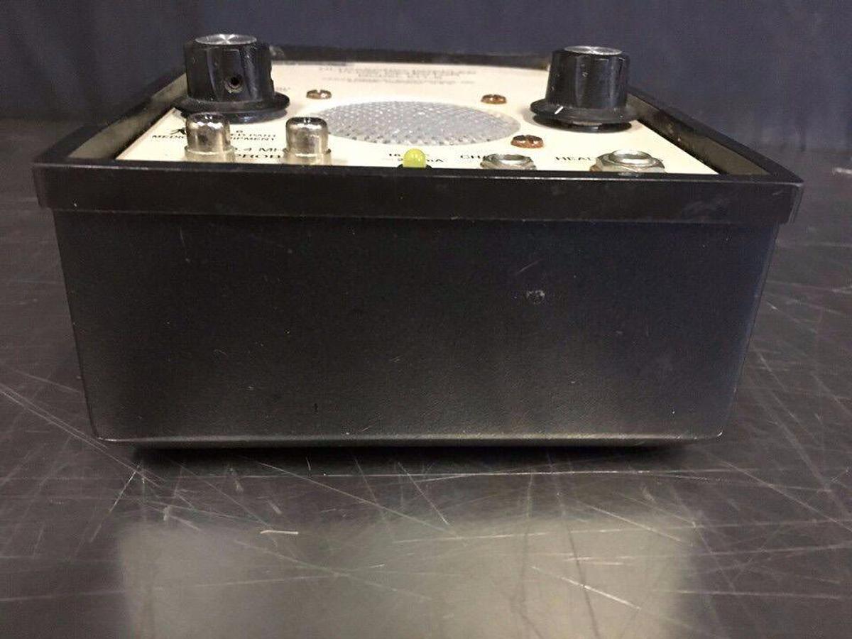 Used PARKS Medical Model 811-B Doppler Flow Detector 9.4 MHz New Battery