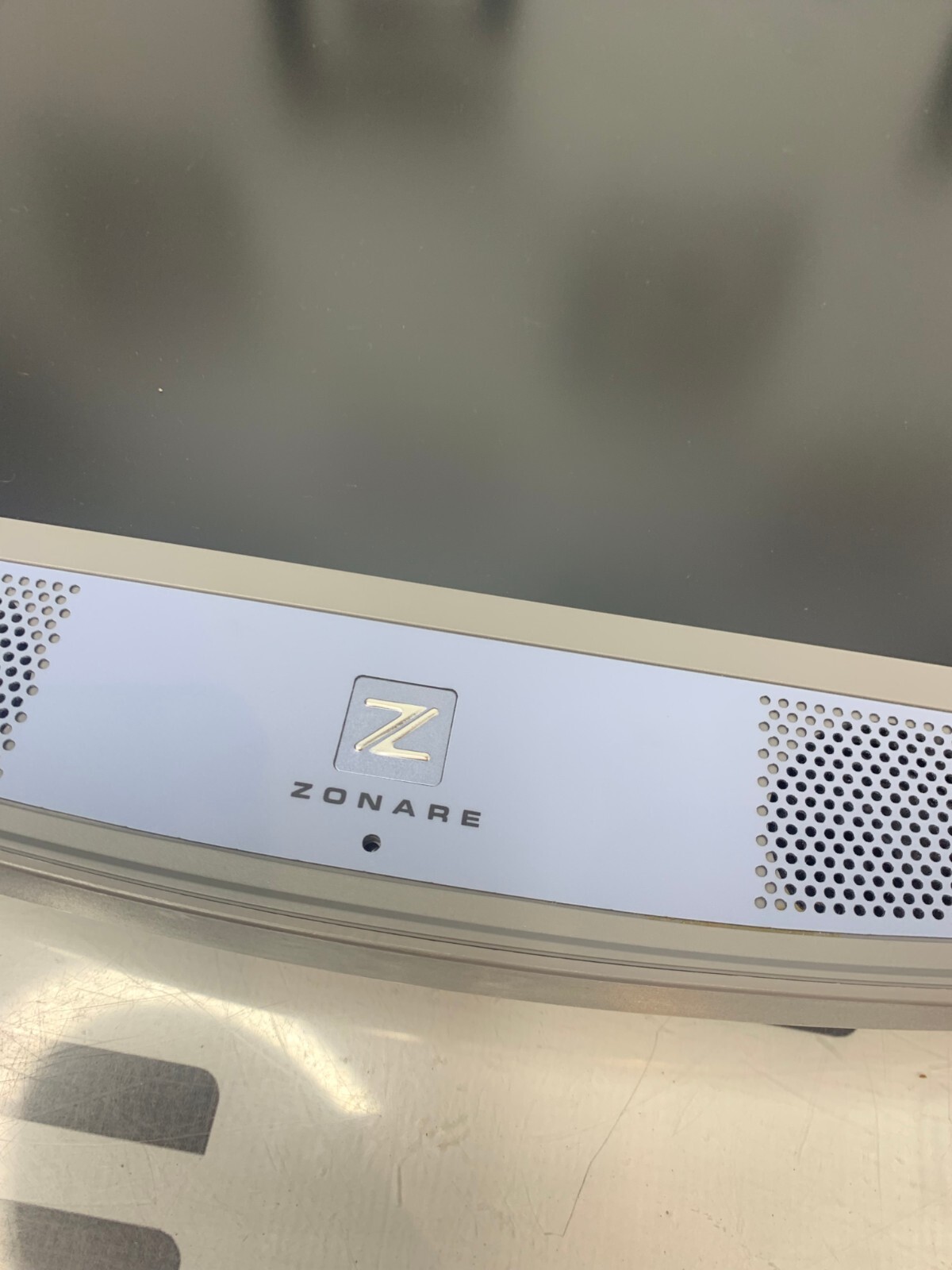 Used Zonare Z.One 19" FPM1028 Monitor Ultra Flatscreen LCD 30 Day Warranty