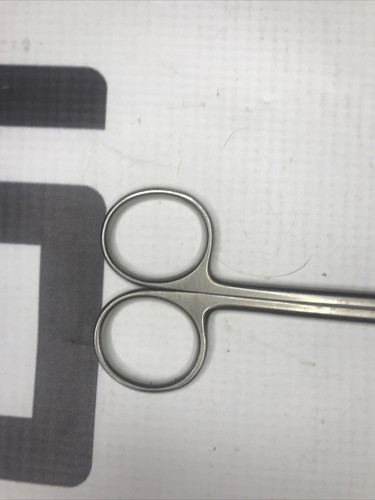 Used V. Mueller CH-2032 Scissors 30 Day Warranty