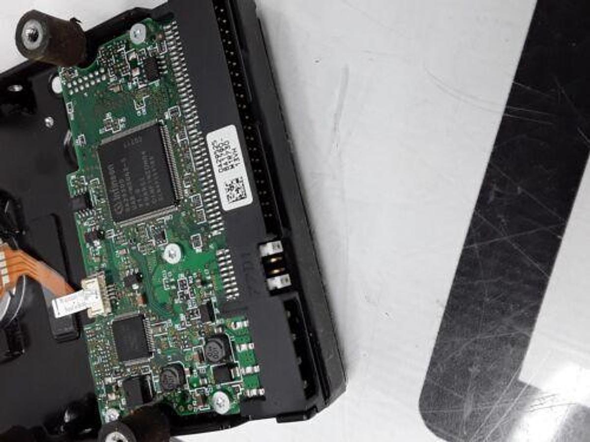 Used IE33  PROG HD 5.0.3.125 PR.05 Host C.X Hard Drive 250GB HDD0