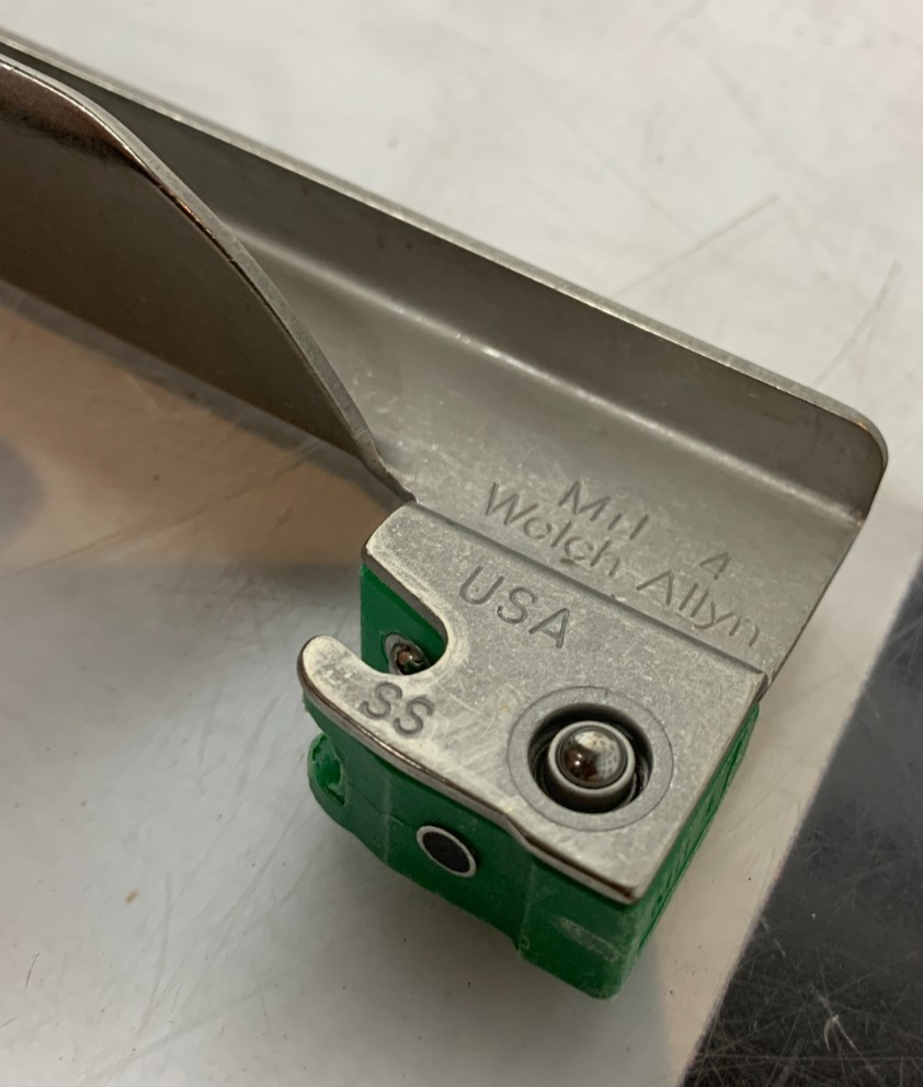 Used Welch Allyn Miller Mil 4 68064  F/O Laryngoscope Blade Fiber Optic