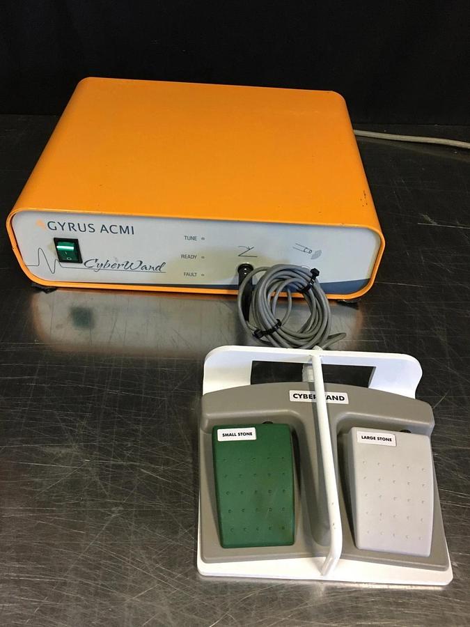 Used Gyrus ACMI CW-USLG CyberWand Console with Foot pedal Footswitch System