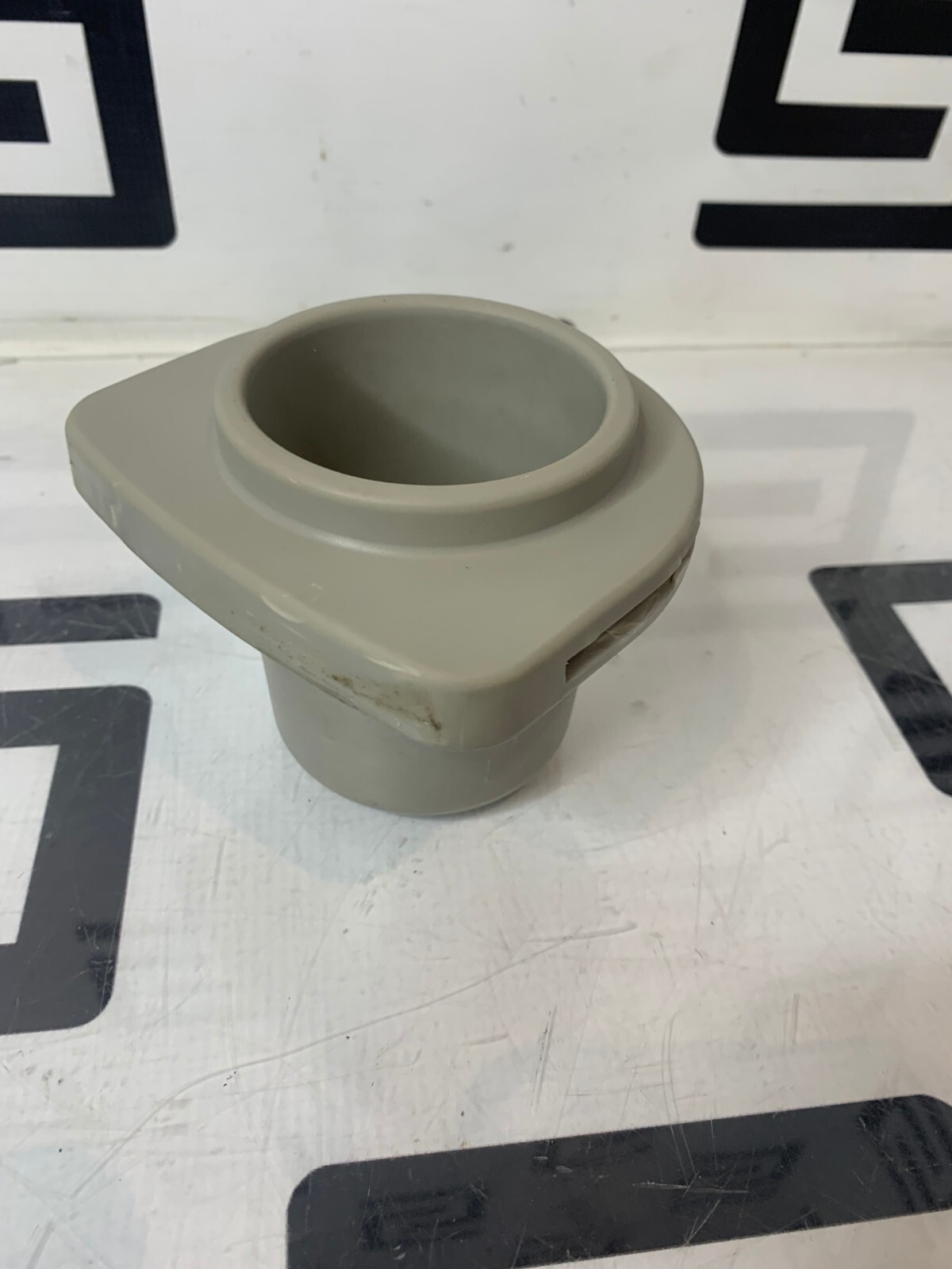 Used ZONARE Z.ONE Minicart CART Diagnostic Ultrasound System Probe Holder Cup