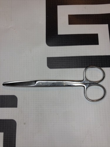 Used V. Mueller SU 1722 XMRA02 Scissors 30 Day Warranty SU1722