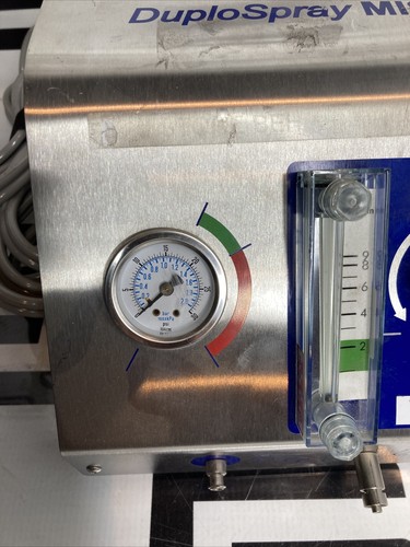 Used BAXTER 0600032 DUPLOSPRAY REGULATOR  AND FOOTSWITCH