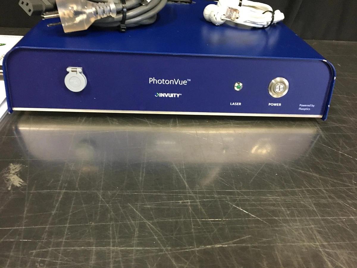 Used Invuity Photonvue PVUE-CCB-1.0 Control Box and PVUE-COH-1.0 Optical Head w/key