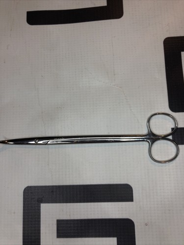 Used V. Mueller SU 1920 Scissors 30 Day Warranty SU1920