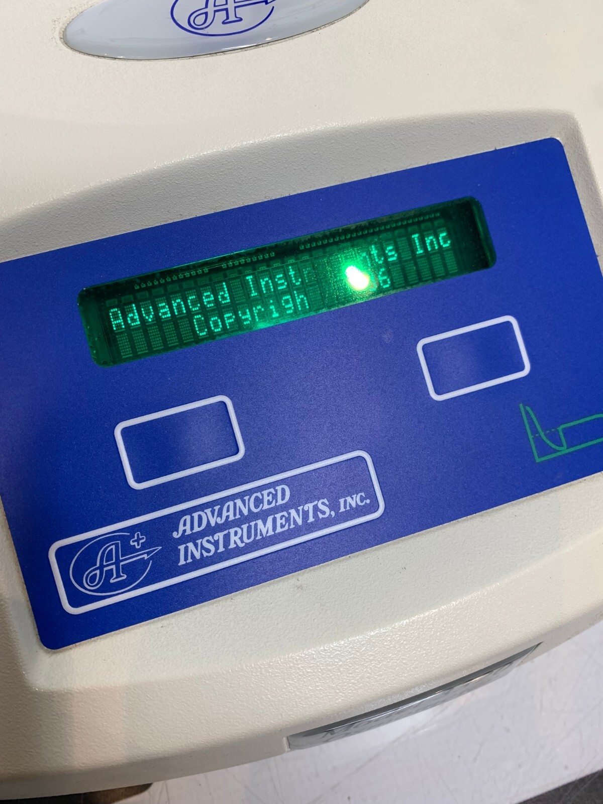 Used Advanced Instruments Model 3320 Osmometer Single Sample Micro-Osmometer A+