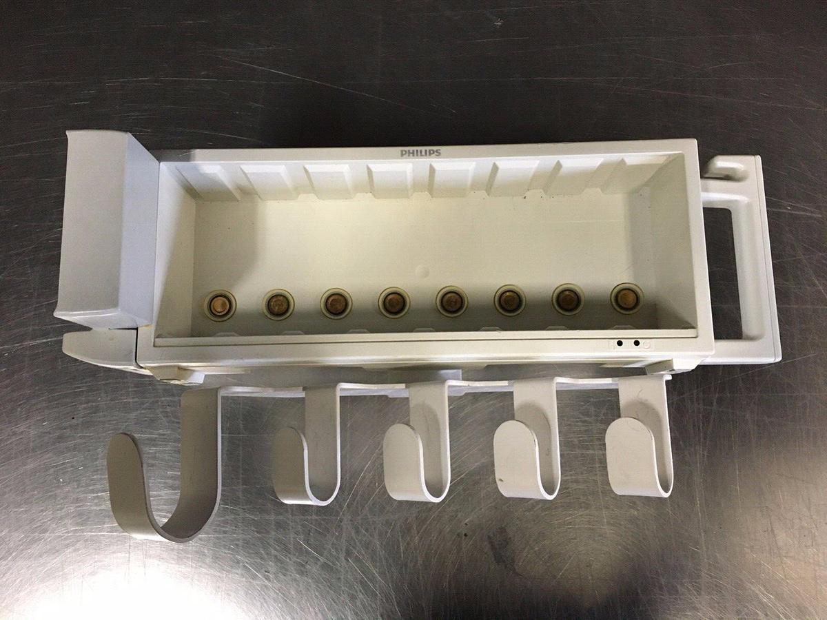 Used Philips M8048A 862461 IntelliVue Module FMS Rack M8048-60002 with Pole Clamp