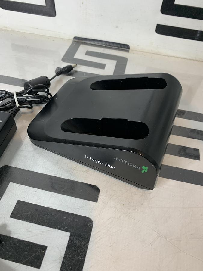 Used Integra REF 90624 LED DUO BATTERY CHARGER Dual w/ Power Supply