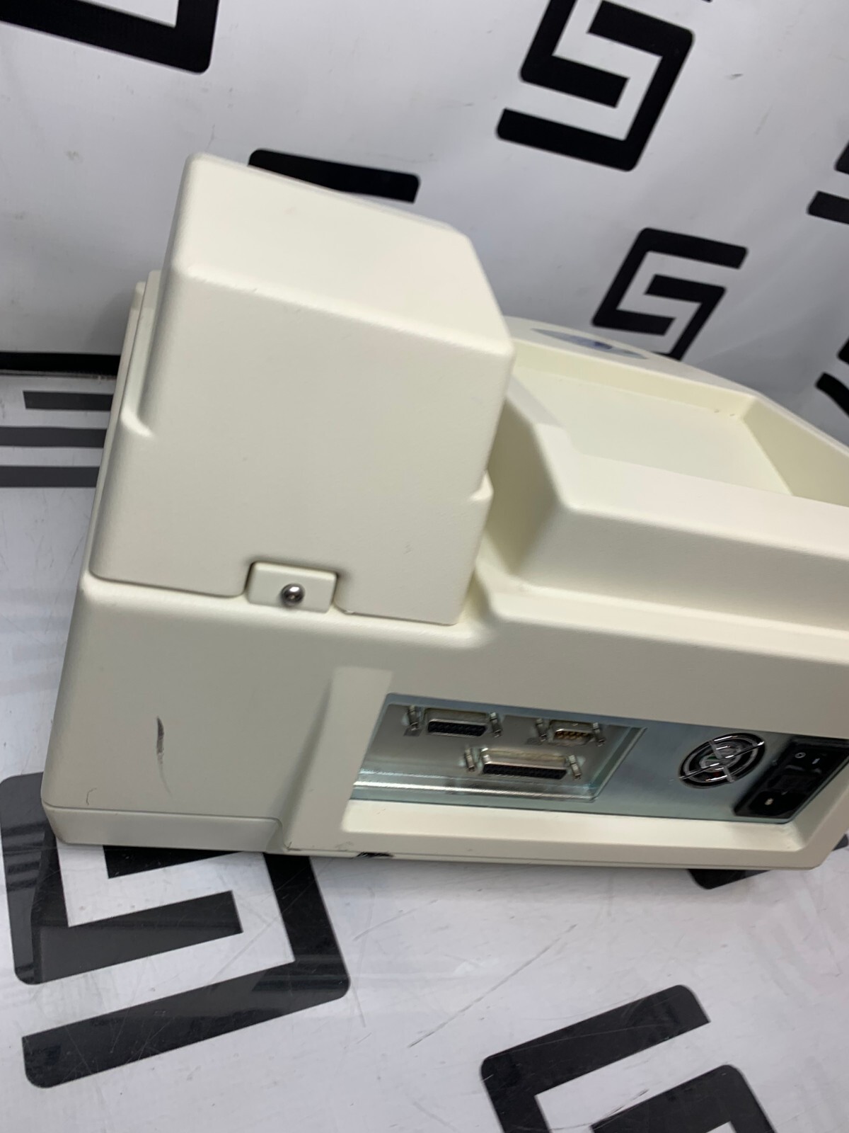 Used Advanced Instruments Model 3320 Osmometer Single Sample Micro-Osmometer A+