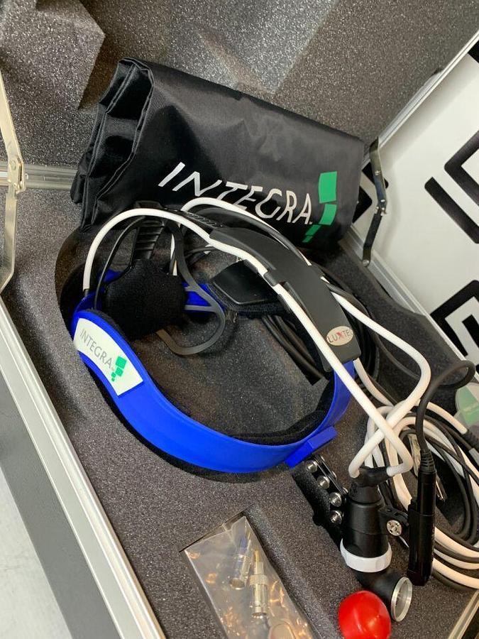 Used LUXTEC SENTECH OMRON INTEGRA Ultralight Pro Camera Head