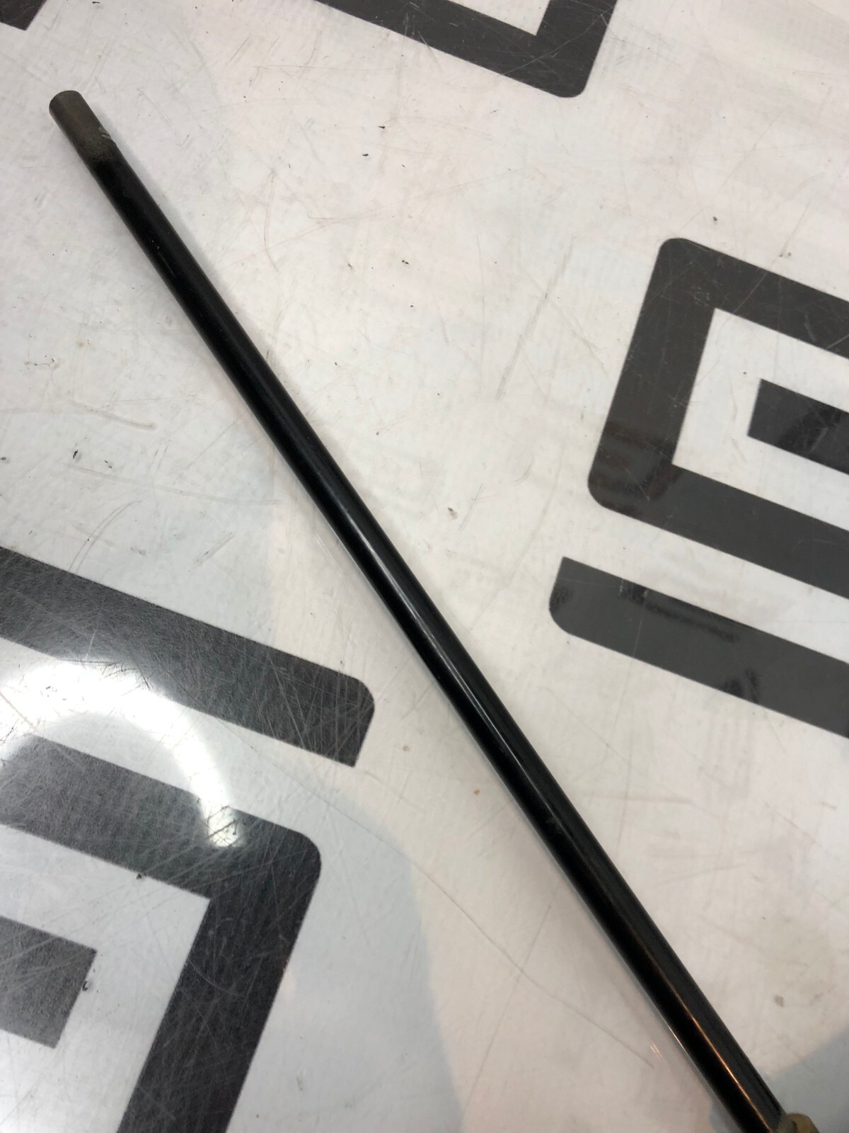 Used MIDMARK RITTER 404 Exam Table Left Hand Handle Assembly LH 053-0230-01 7 Shaft