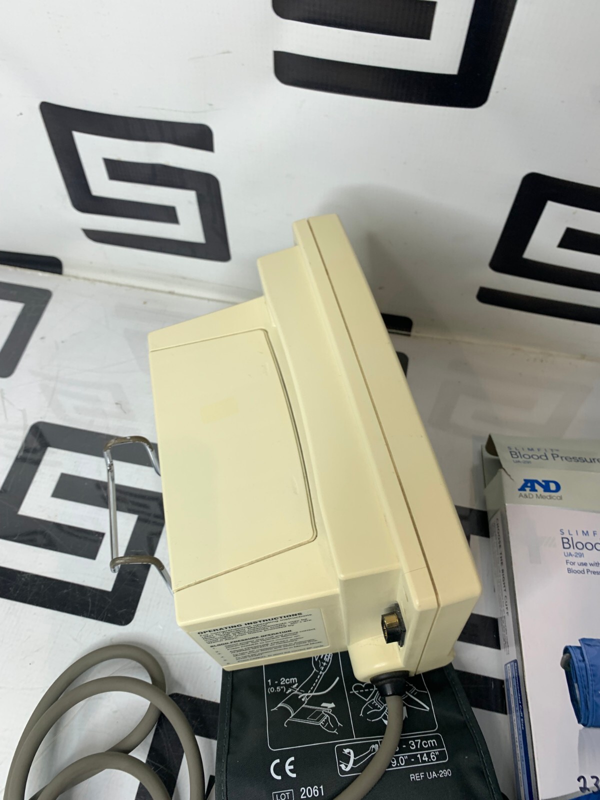 Used NEW BATTERY WELCH ALLYN 52000 SERIES VITAL SIGNS MONITOR NIBP BP TUBE SpO2 5200