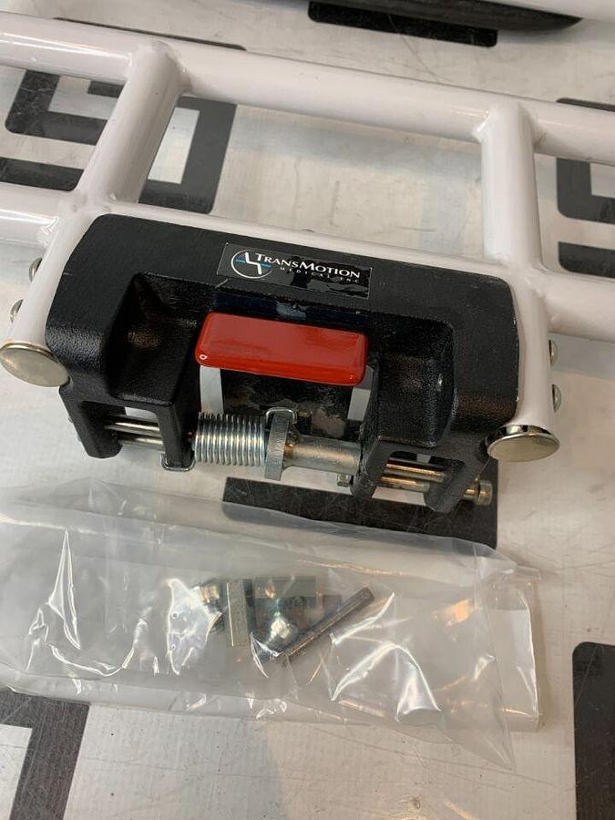 Used Left Rail Side Hinge & Latch Assembly