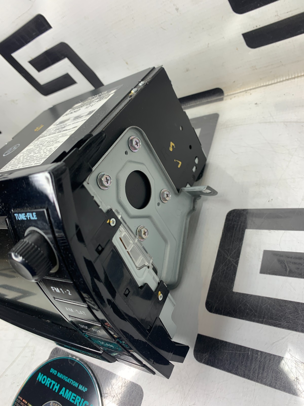 Used 2007-2009 Toyota Tundra Sequoia GPS Receiver OEM 86120-0C220 DW468100-0318 & DVD