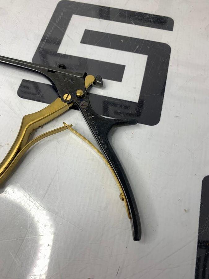 Used 40 Deg 2mm Quick Release Kerrison Rongeur