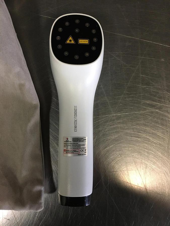 Used Medic Therapeutics MT-PAINLASER-001 Handheld Pain Management Cold Laser Therapy