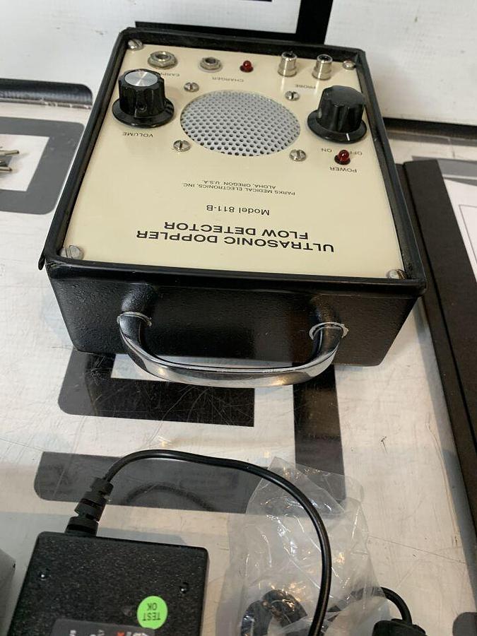 Used PARKS 811-B Doppler Flow Detector Model Probe Ultrasonic 811B NEW BATTERY Fetal Doppler