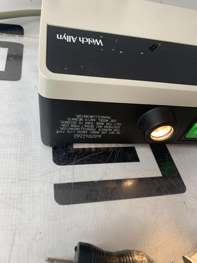 Used WELCH ALLYN 48830 Lite Box Fiber Optic Exam Light Model Lamp