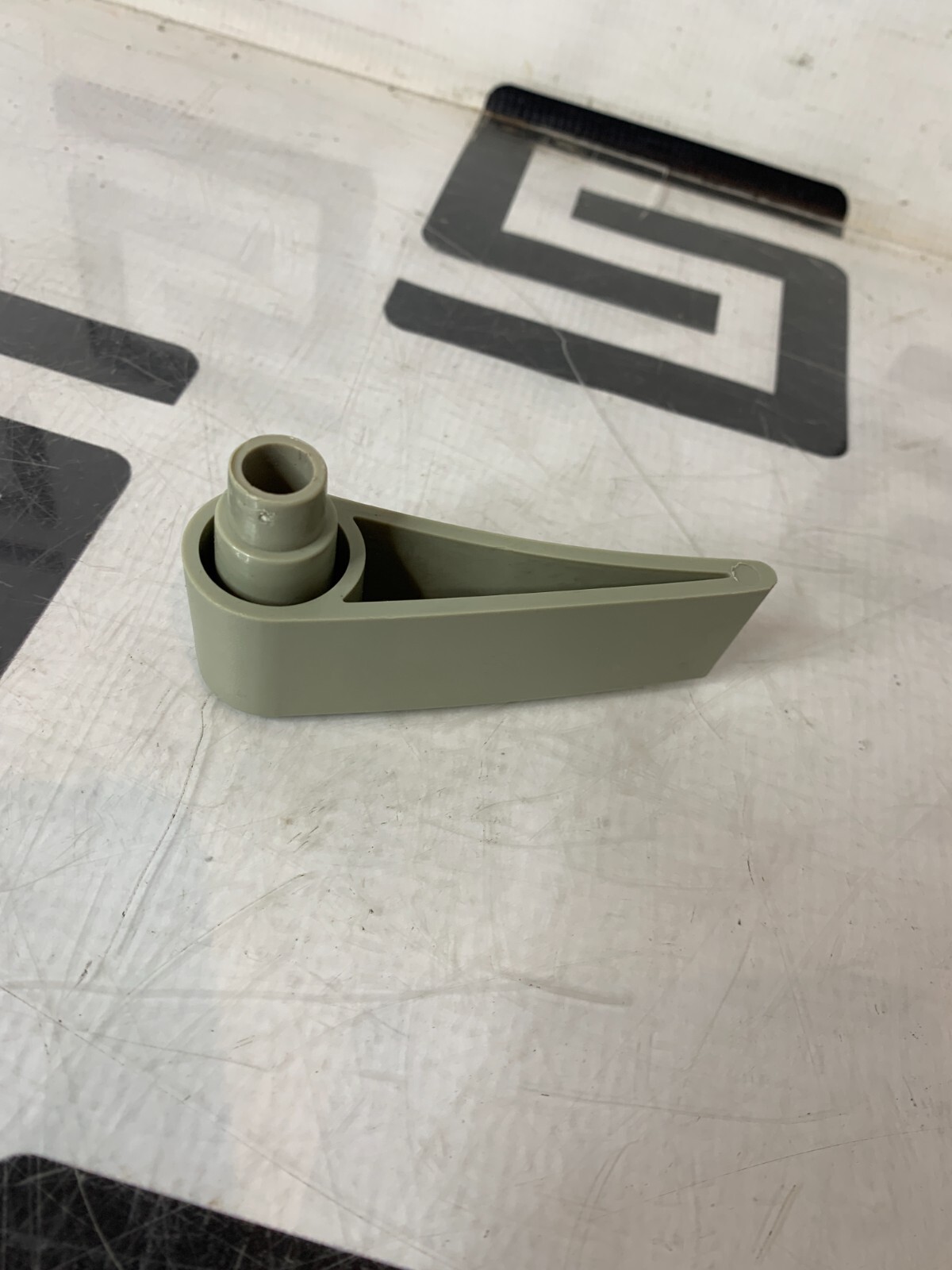 Used Midmark Ritter Handle Lever 053-0844-00 R-H R 304 100 - 108 Exam Table Right OEM