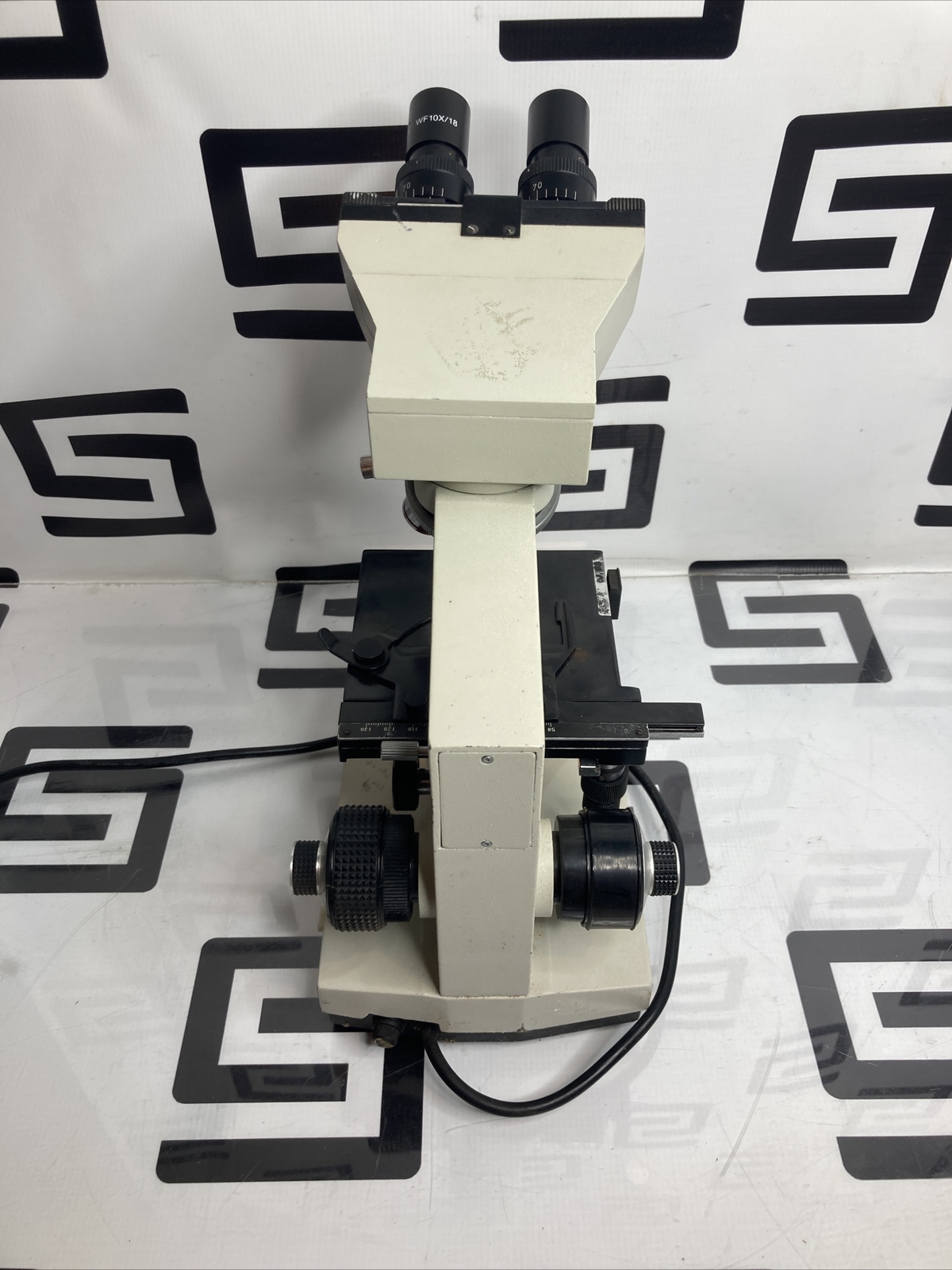 Used Wesco BIO VU 2300 Microscope 3 Objectives Binocular