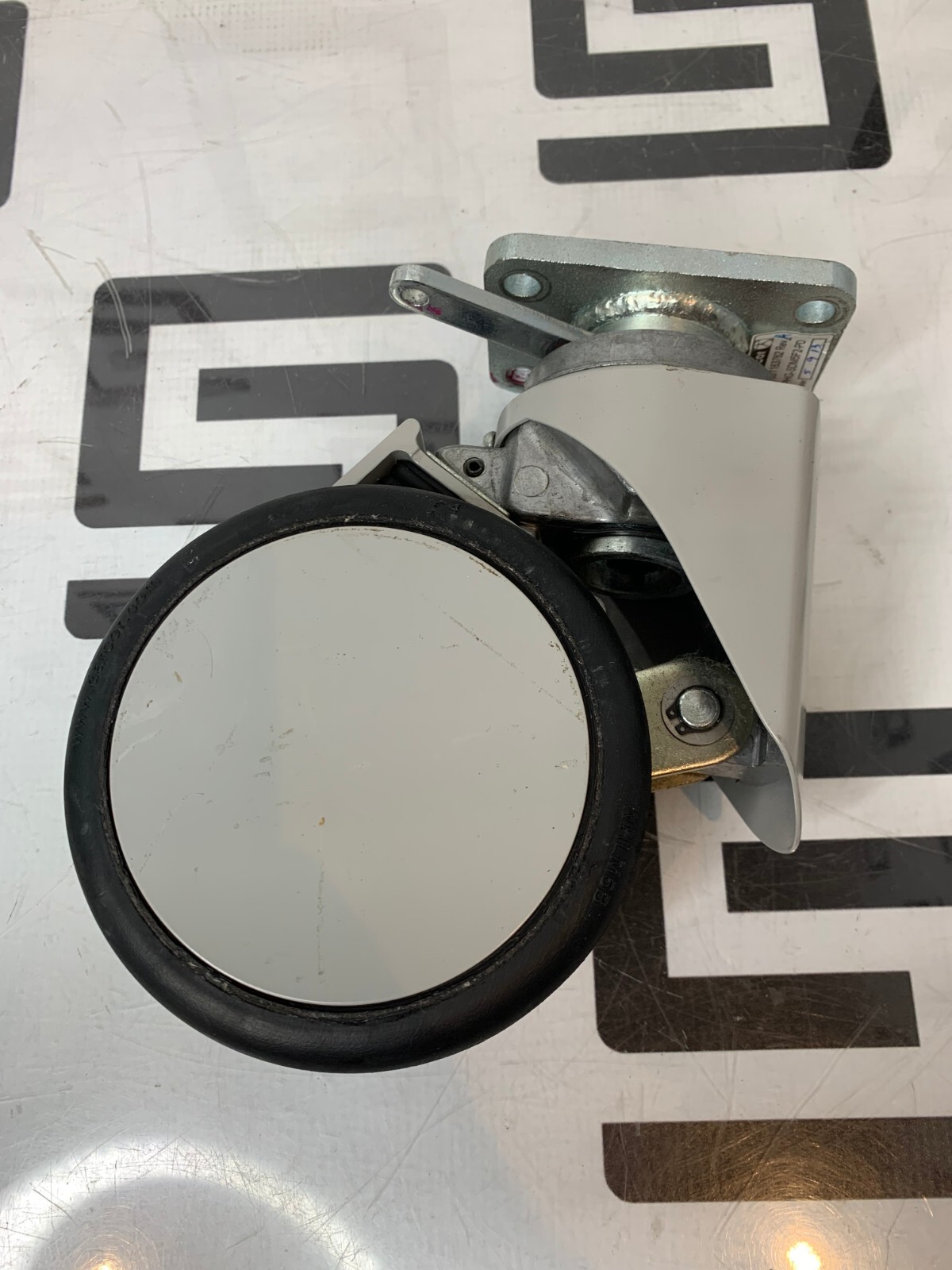 Used PHILIPS IU22 IE33 453561163762 5" REAR WHEEL SH ABS SWIVEL LOCK CASTER W/O BRAKE