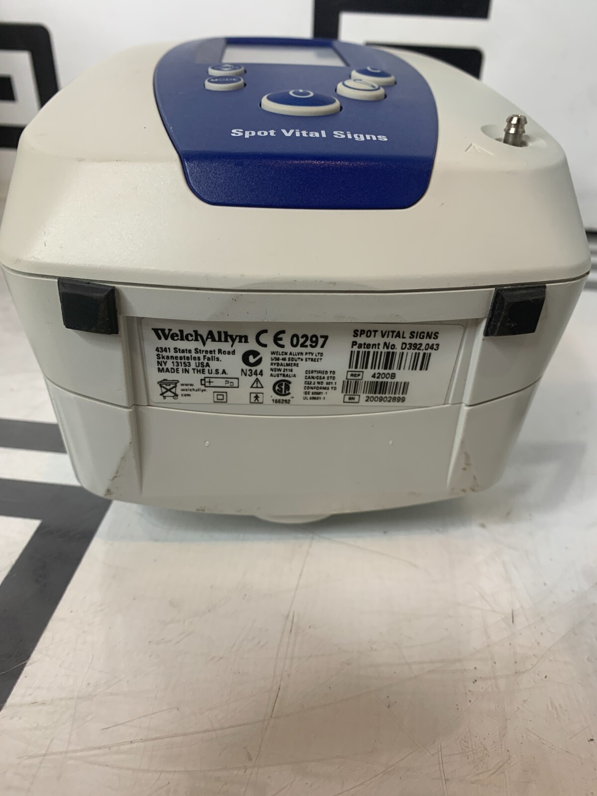 Used Welch Allyn 4200B 42OOB Spot Vital Signs Patient Monitor NIBP BP GOOD BATTERY