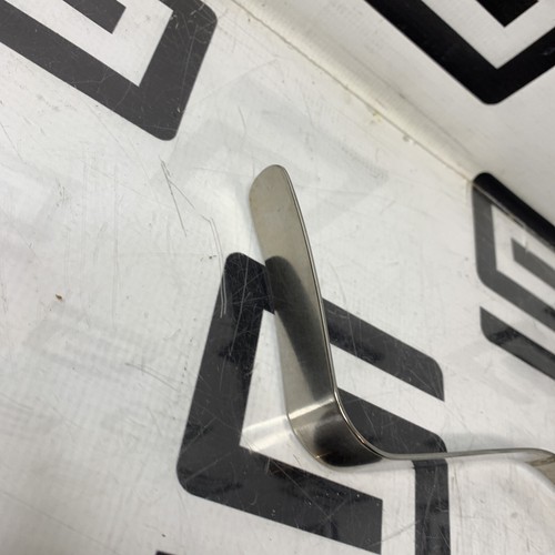 Used Miltex 11-200 Deaver Retractor  1" x 9" 30 Day Warranty