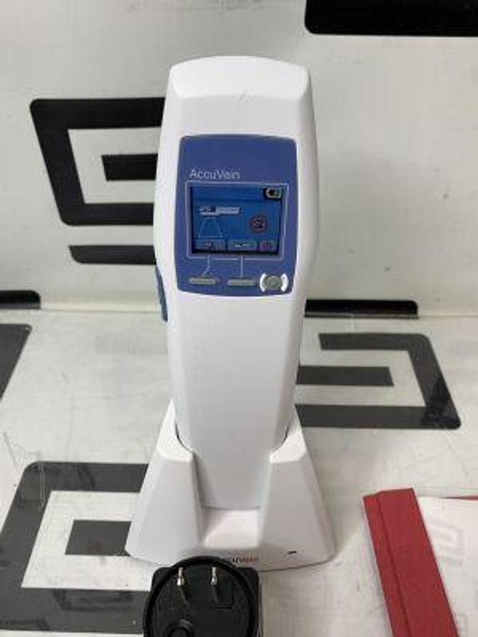 Used ACCUVEIN AV400 W/ Charger Cradle CC300, Power Supply, Battery, Manual AV300 AV500