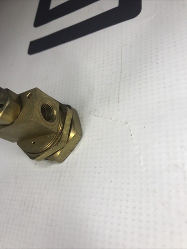 Used Datex Ohmeda 210 Excel Fitting Cylinder Port Valve Regulator AMBW02822