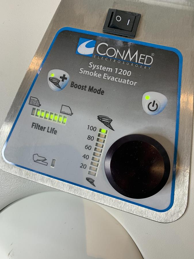 Used Conmed System 1200 Smoke Evacuator W/ Good Filter & Foot Pedal 60-8050-001 Linvatec