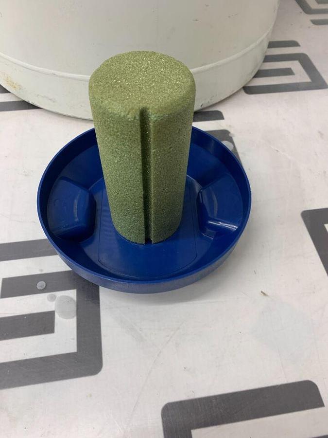 Used TAYLOR WHARTON 25 Liter Portable LN2 Storage Container