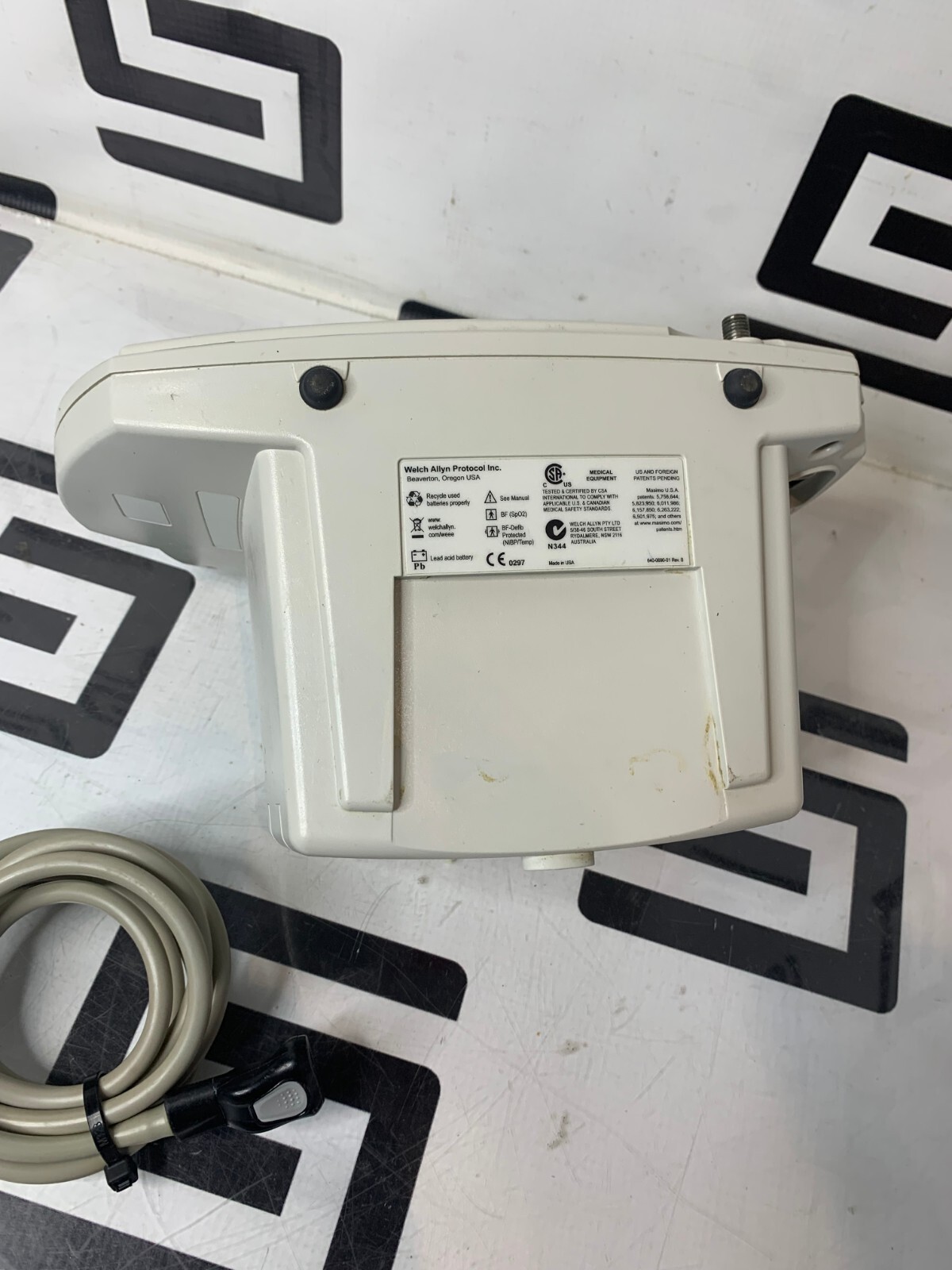 Used Welch Allyn 53S00 Vital Signs Monitor NIBP BP Blood Pressure 300 Series SPO2