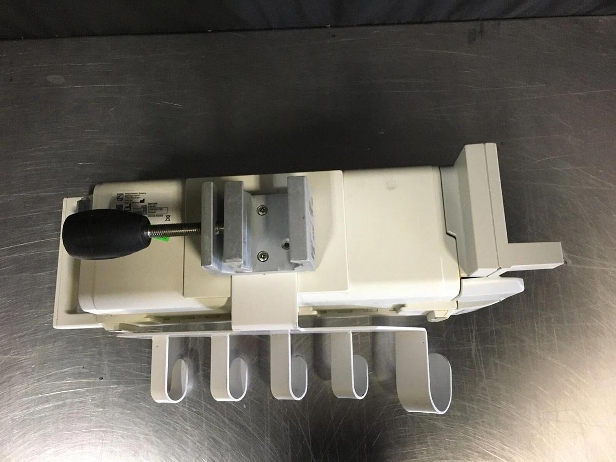 Used Philips M8048A 862461 IntelliVue Module FMS Rack M8048-60002 with Pole Clamp
